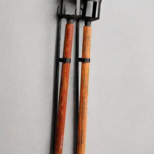 WD IRON CANDLE STAND