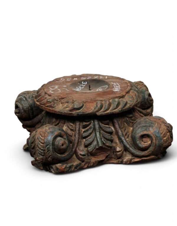WD CANDLE STAND