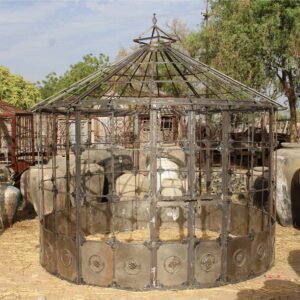 IRON GARDEN HOUSE WEIGHT 415 KG