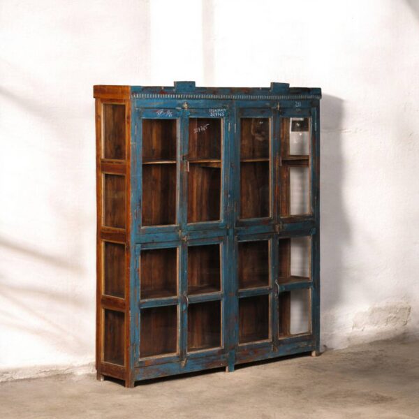 WD GLASS ALMIRAH
